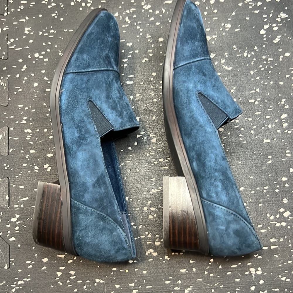 Bella Vita Loafers Size 5 1/2 - Picture 2 of 4